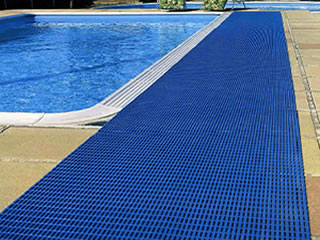 Elevated Grid Matting