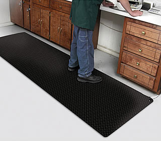 Safety Volt Diamond Electrically Conductive Safety Mat - Diamond Traction Surface Matting