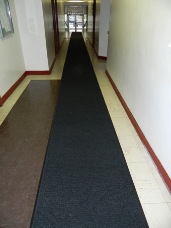 FloorGuard - WaterHog Style Commercial Entrance Mat